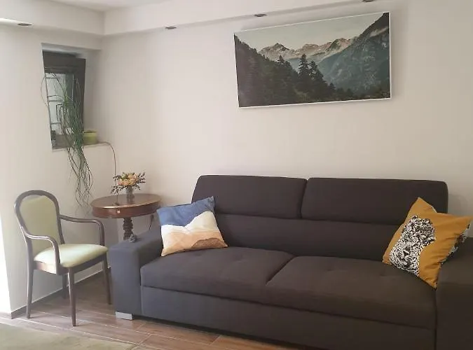 Apartma Na Klancu アパート コバリード